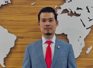 Jheains menggesa para pemimpin untuk menjaga politik dari masjid | Daily Express Malaysia