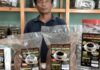 Kempen pilihan raya menghasilkan perniagaan yang rancak untuk pembuat kopi Johor